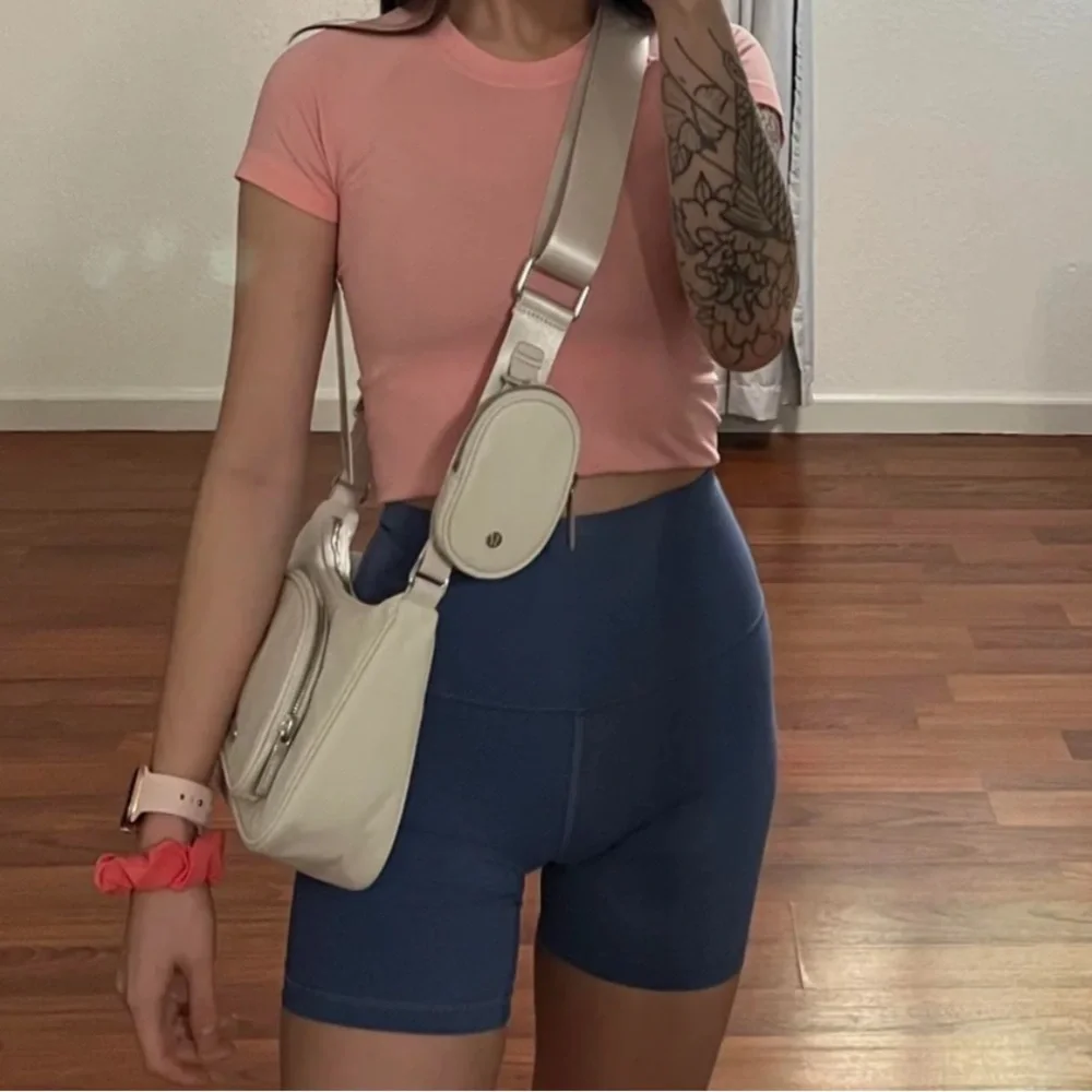 Rare! New with Tags!!! Lululemon Crossbody with Nano Pouch 2L Beige Neutral Tan - Picture 12 of 17
